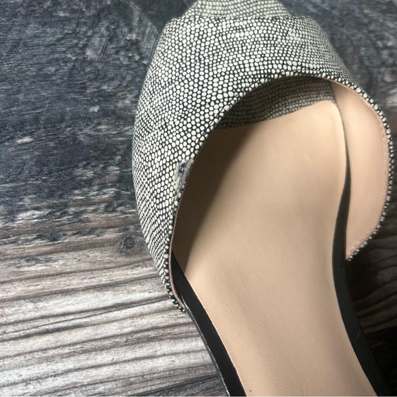 Nine West Women's Black and Cream Peep Toe Flats Size 7.5 - Picture 6 of 9